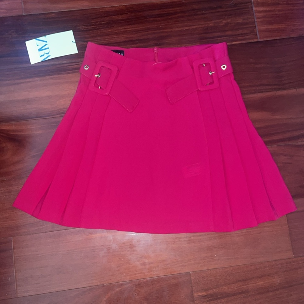 NEW ZARA PLEATED BUCKLED MINI SKIRT RASPBERRY 9878/092 NWT - Picture 15 of 16